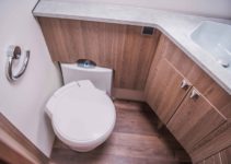 The 7 Best Campervan Toilets – Ultimate 2022 Buying Guide